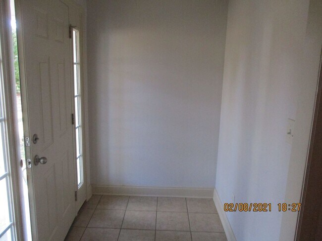 Foto del edificio - New Rental Listing- Lee County, GA