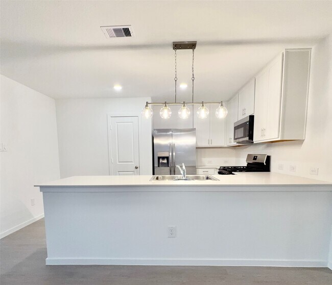 Foto del edificio - 16115 Domestic Dove Wy