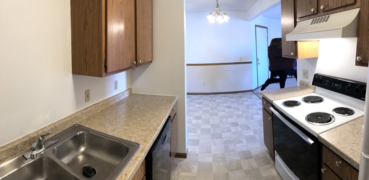 Cocina y comedor - 1500 Northgate Dr