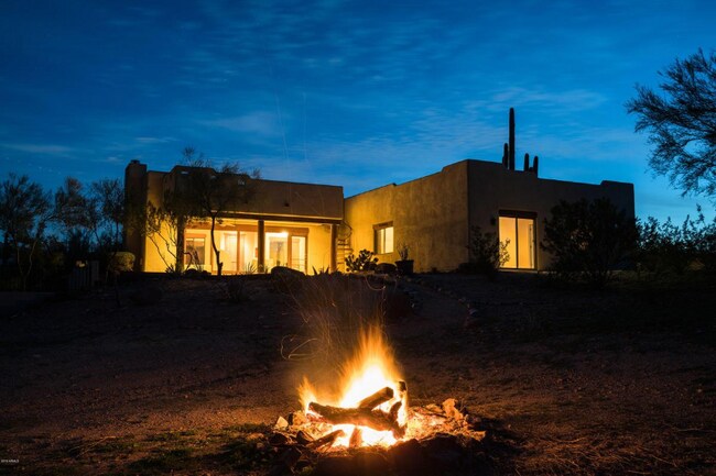 Building Photo - 5530 E Cahava Ranch Rd