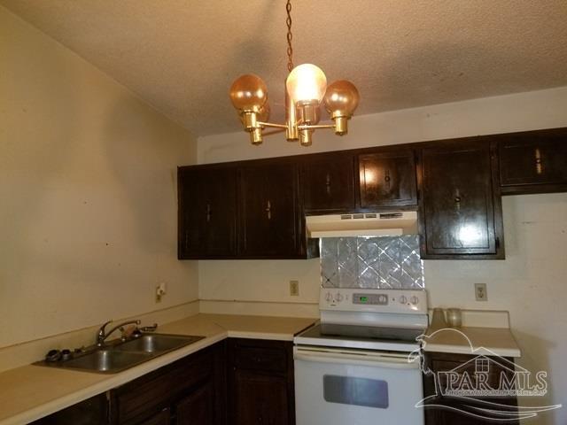 Building Photo - 6802 Tiki Ln