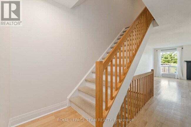 Photo du bâtiment - 1473 Briarfield Crescent