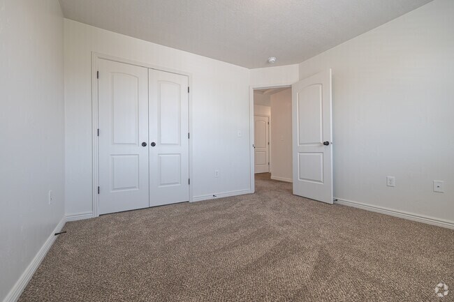 3HAB, 2,5BA - 1,484 ft² - 1.er dormitorio - Clearfield Townhomes
