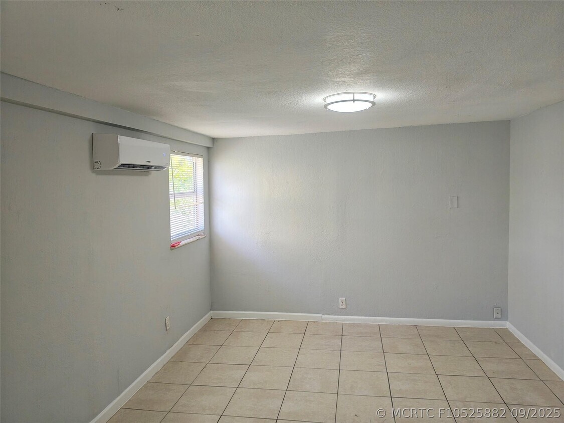 Foto del edificio - 407 NW 13th Ave