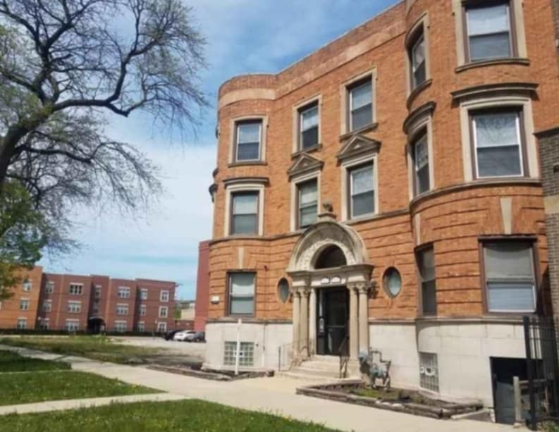 Primary Photo - 4317 S Michigan Ave