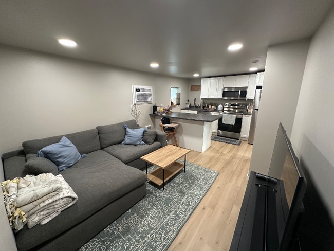 Foto del edificio - 120 S University Dr