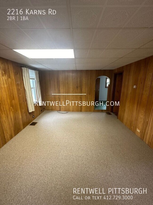 Building Photo - 2 Bedroom Home Natrona Heights