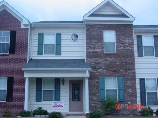 Primary Photo - 110 Edith Ave
