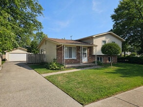 Building Photo - 20775 Webster St