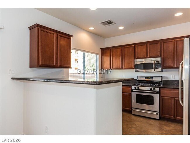 Foto del edificio - 6211 Blushing Willow St
