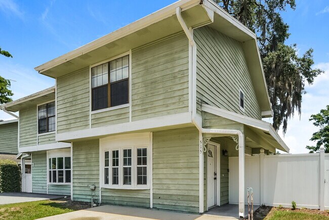 Foto del edificio - 515 Beechwood Ave