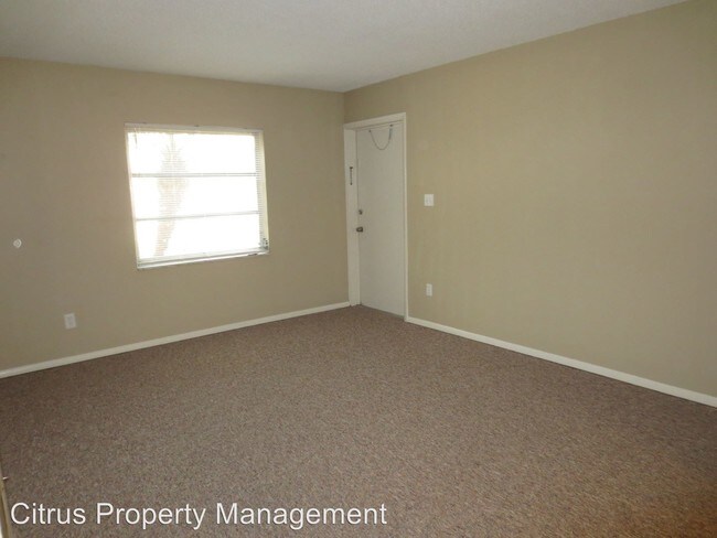 Building Photo - 3032 Fairway Ln