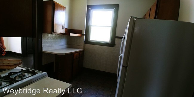 Building Photo - 1031 Lockman Ave