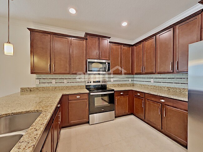 Foto del edificio - 16176 Magnolia Grove Way
