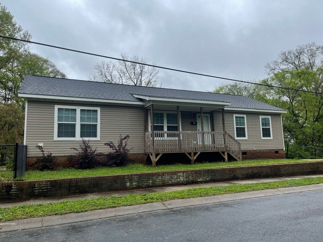 237 Sylvania Ave, Charlotte, NC 28206 House Rental in Charlotte, NC