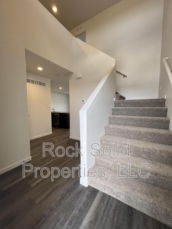 Foto del edificio - 1508 Danny Pl