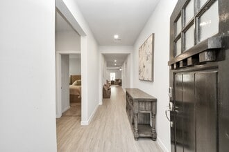 Building Photo - 25089 Pomegranate Pl