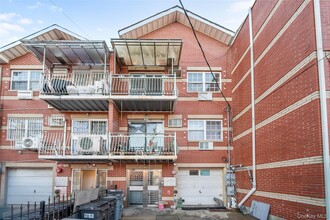 Building Photo - 108-10 35th Ave