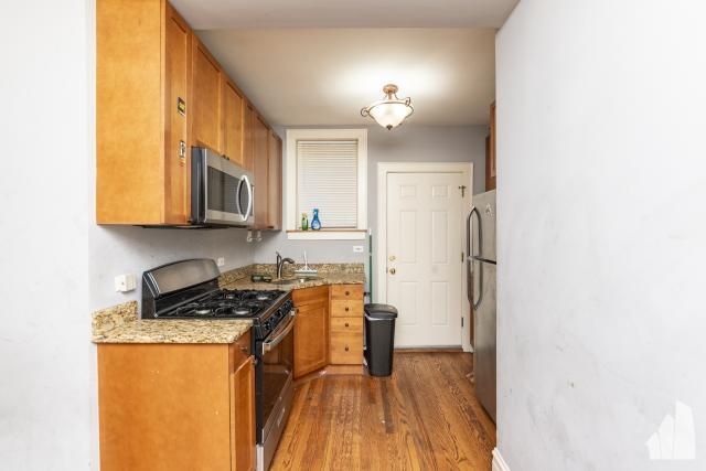 Foto del edificio - 1 bedroom in Chicago IL 60659