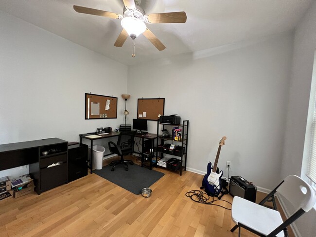 Foto del edificio - 4 bedroom home in Oceanview, Norfolk