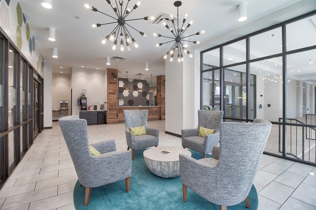 Common Area - West & Wright