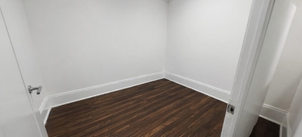Building Photo - 159 E 55th St