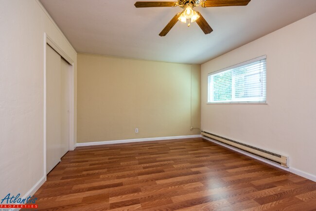 Foto del edificio - 420 S Third St