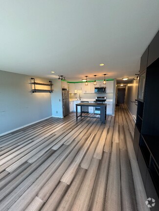 Building Photo - 303 N 44th St