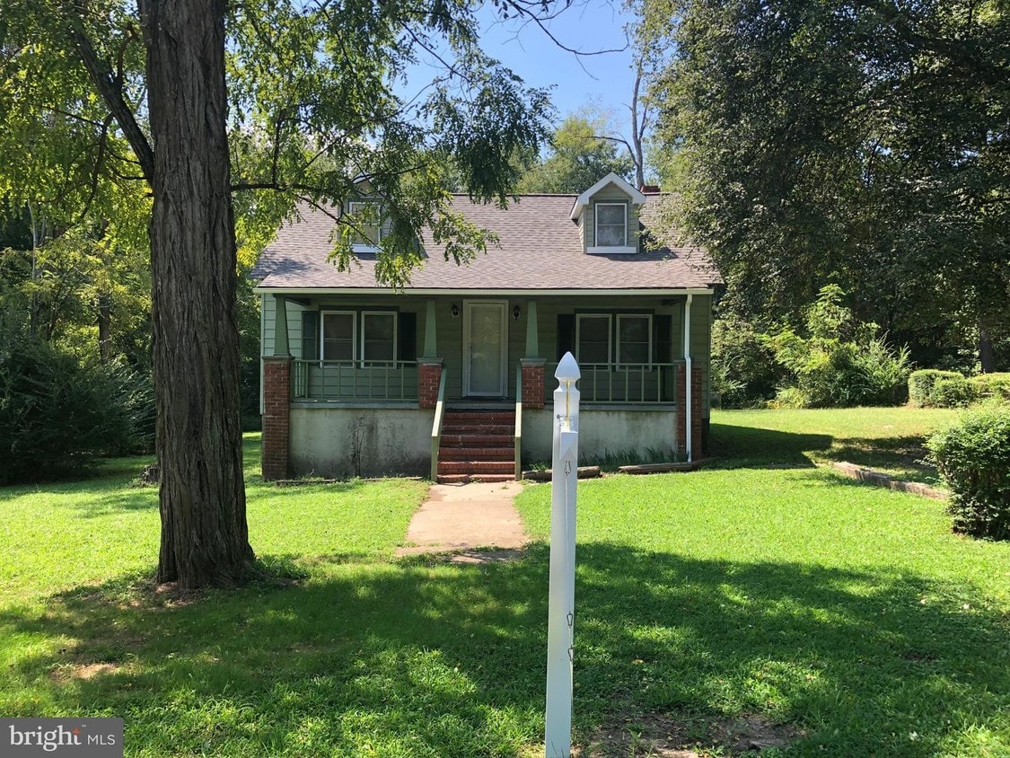 14400 Villeboro Rd, Woodford, VA 22580 House Rental in Woodford, VA