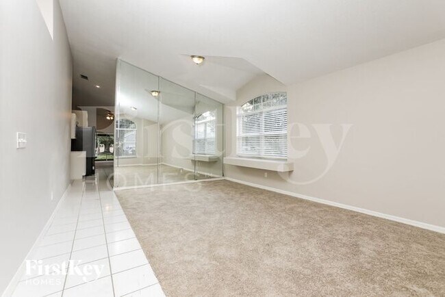 Foto del edificio - 1597 Crawford Dr