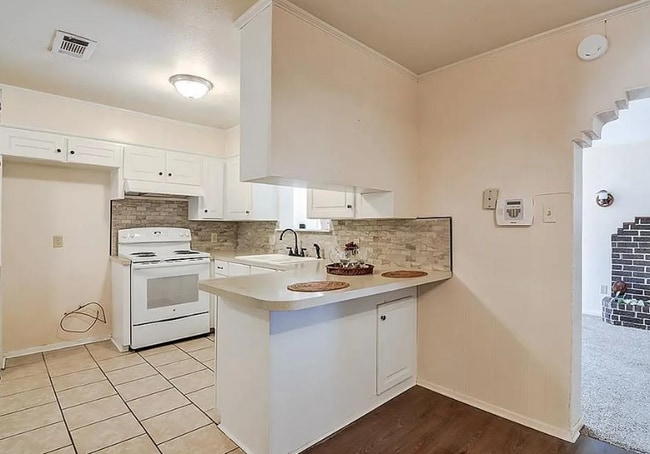 Building Photo - 1517 Fox St