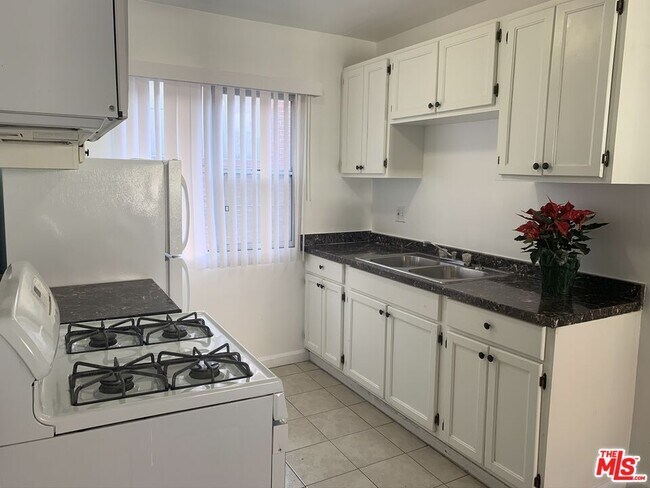 Foto del edificio - 1330 S Wilton Pl