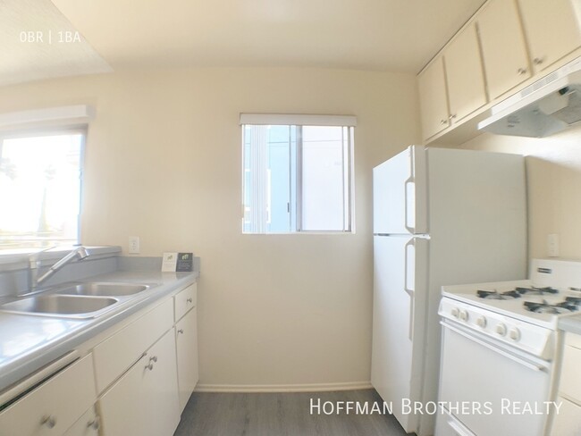 Foto del edificio - 12602 Venice Blvd.