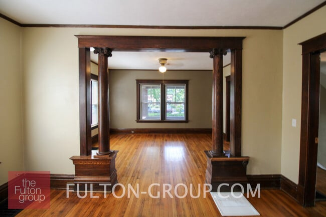 Foto del edificio - 140 Diamond Ave SE