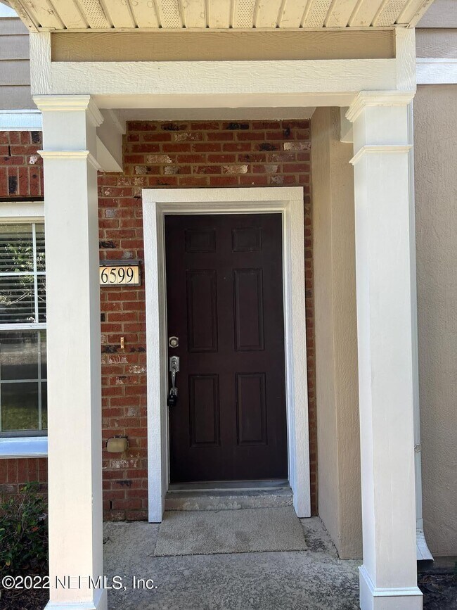 Foto del edificio - 6599 ARCHING BRANCH Cir