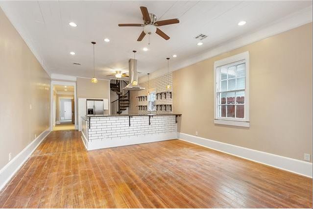 Foto del edificio - 2404 Bienville St