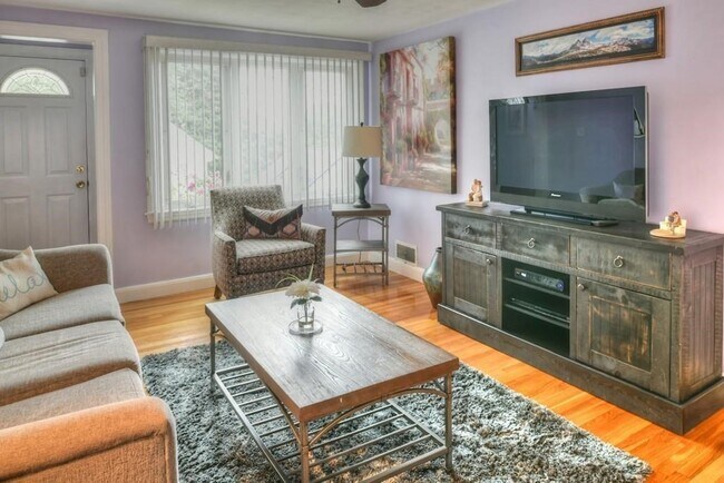 Foto del edificio - 18 Parkview Rd