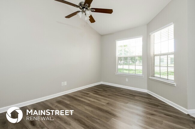 Foto del edificio - 104 Summerhill Ct