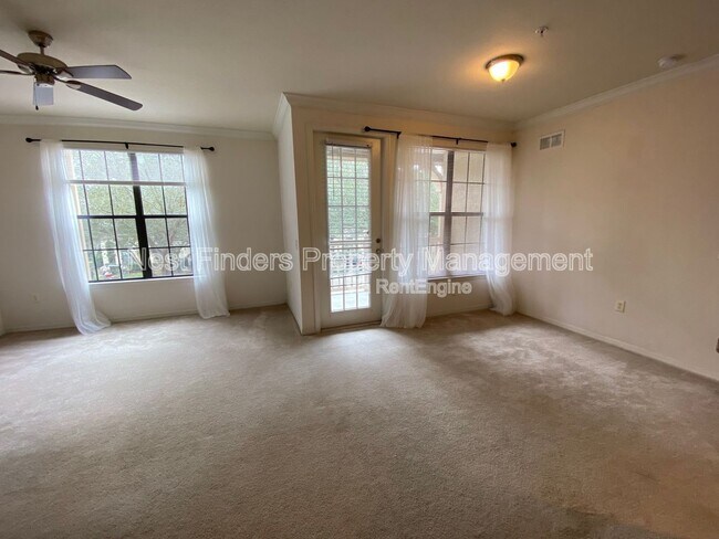 Foto del edificio - 12700 Bartram Park Blvd