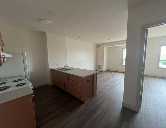 Building Photo - Apartments @ 249 Main