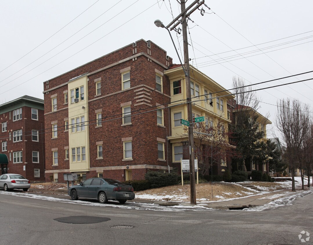 The Newport Apartments Apartments in Kansas City, MO