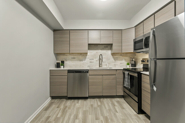 Cocina renovada - College Hill Apartments