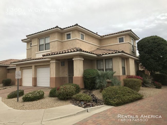 Building Photo - 13601 W Cypress St