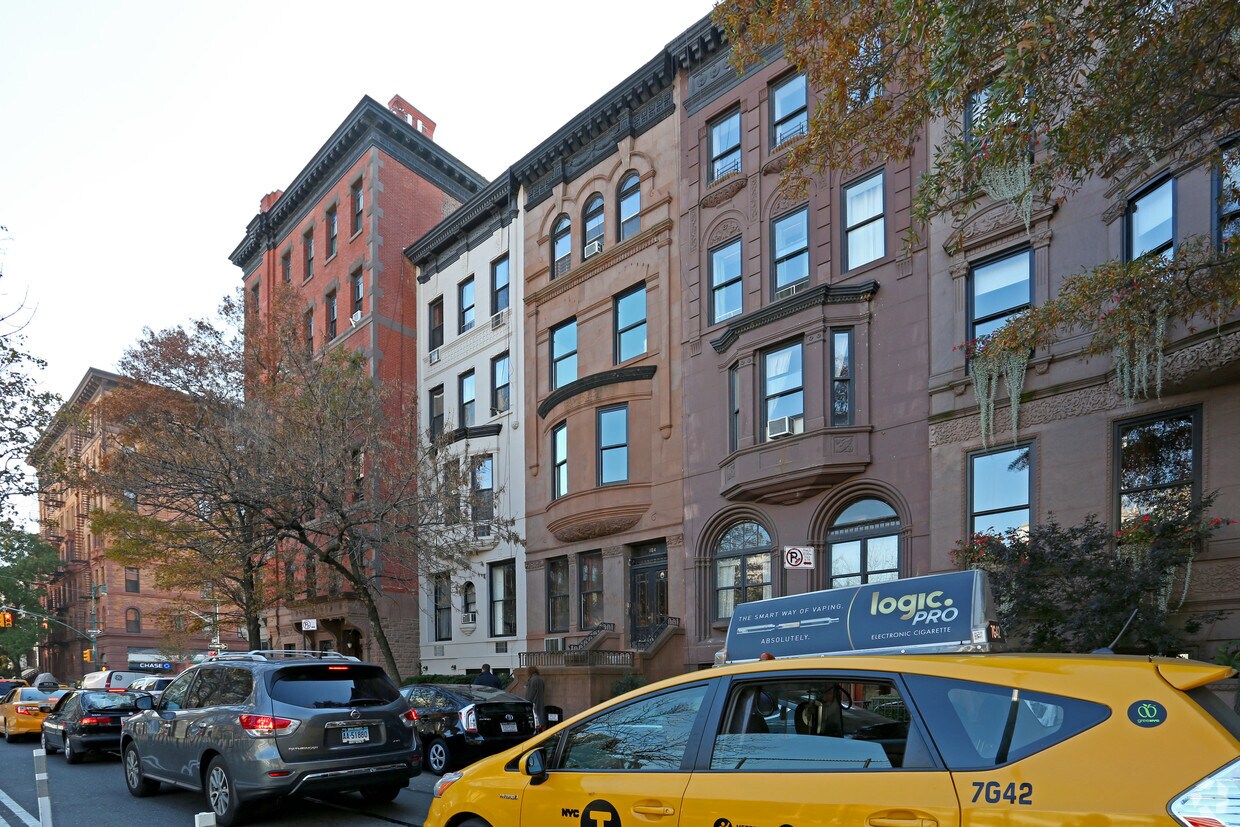 Foto del edificio - 104 W 76th St