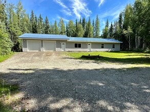 Building Photo - 1410 Pembroke Ct