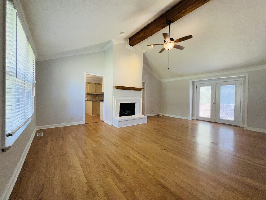 106 Cornelia Dr, Hendersonville, TN 37075 House Rental in Hendersonville, TN