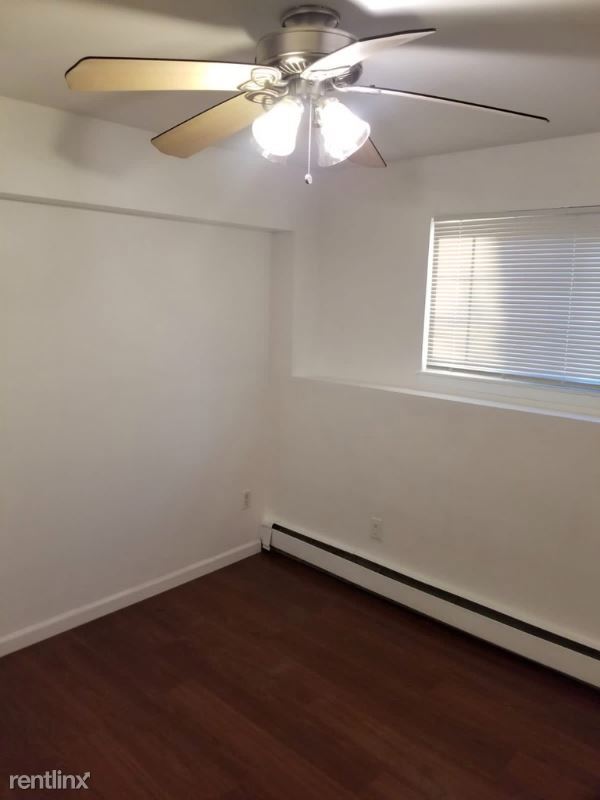 Building Photo - 2 br, 1 bath House - 123 Belmont Ave