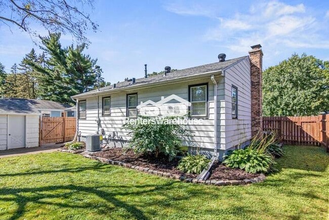 Building Photo - Bright, Updated, and Steps From the Park — Your Perfect Richfield Retreat