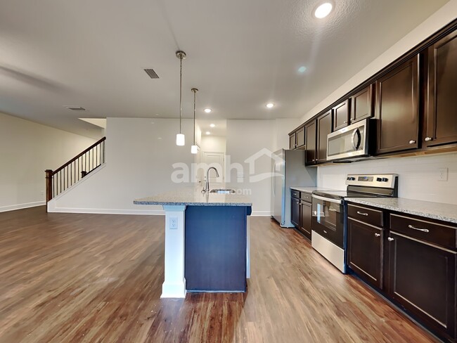 1046 Tan Tara Trail - House Rental in Jacksonville, FL | Apartments.com