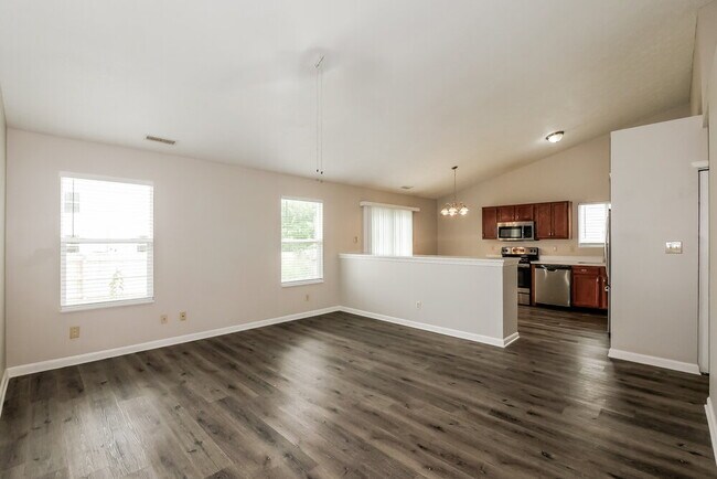 Foto del edificio - 10708 Tanbark Dr
